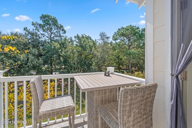 2537StJamesDr303 - 24