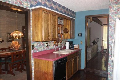 11902 W 66th St, Shawnee, KS 66216 - photo 7