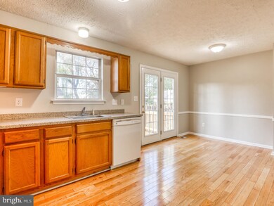 219 Georgetowne Ct, Stephens City, VA 22655 - photo 7