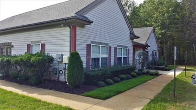 2306grassyhollowclubhouse