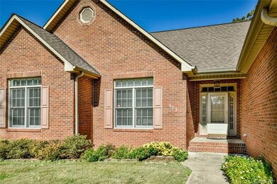 181 Saddlewood Ln, Statesville, NC 28625 - photo 3