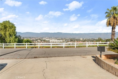 22895 Vista Grande Way, Grand Terrace, CA 92313 - photo 5