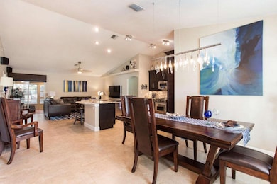 04-1012 Jacaranda Cir