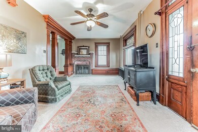 804 N Reading Ave, Boyertown, PA 19512 - photo 2