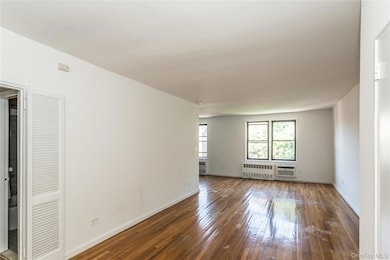 102-30 Queens Blvd unit 6, Forest Hills, NY 11375 - photo 6