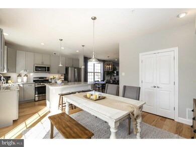 1047 Chapman Cir, Hatfield, PA 19440 - photo 3