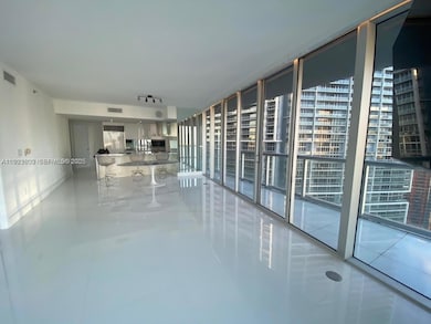 Icon Brickell Tower 2 unit 2902, Miami, FL 33131 - photo 3