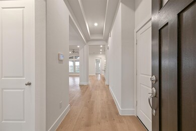 1536 Apache Heights Dr, Dayton, TX 77535 - photo 2