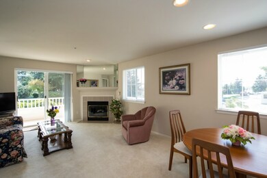 7207 210th St SW unit 103, Edmonds, WA 98026 - photo 5