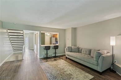 804 Arboretum Cir unit 804, Northfield, OH 44067 - photo 2