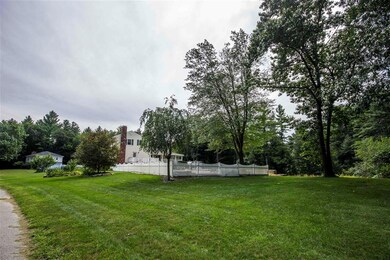 37 Yellowstone Dr, Londonderry, NH 03053 - photo 5