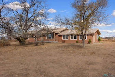 94 W Cochiti, Santa Fe, WA 98508 - photo 6