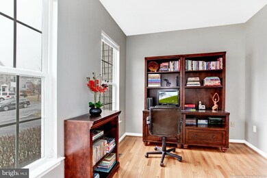 1005 Storrington Dr, Frederick, MD 21702 - photo 3