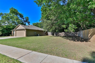 104 Fair Ave, Gainesville, TX 76240 - photo 5
