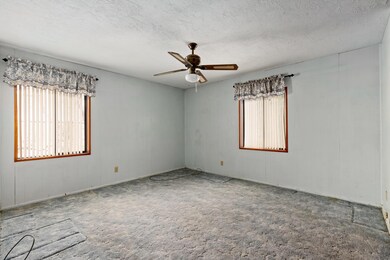 45863 100th St E, Lancaster, CA 93535 - photo 4