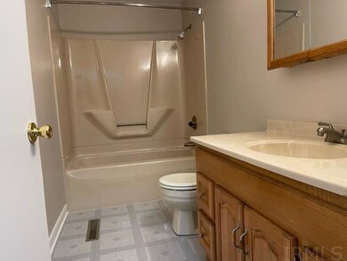 317 Tweedwood Dr, New Haven, IN 46774 - photo 5