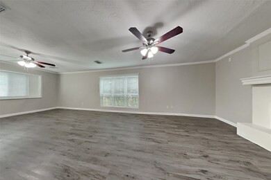25402 Elm Creek Dr, Spring, TX 77380 - photo 2