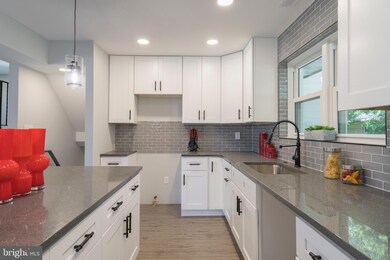 7753 Clements Rd, Wyncote, PA 19095 - photo 5