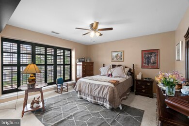 8203 Crossbrook Ct unit 201, Lorton, VA 22079 - photo 7