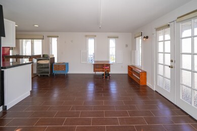 8 Circuit Avenue Extension unit 14, Oak Bluffs, MA 02557 - photo 6