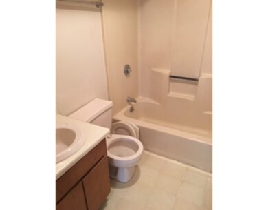 433 Furnace Brook Pkwy unit PARKWAY, Quincy, MA 02170 - photo 4