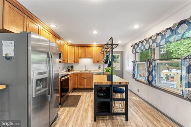 5184 Honeysuckle Ln, Warrenton, VA 20187 - photo 7