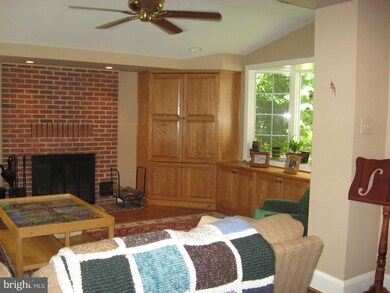 3224 Fallstaff Rd, Baltimore, MD 21215 - photo 7