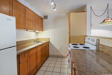 411 Kaiolu St unit 504, Honolulu, HI 96815 - photo 2