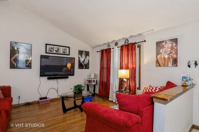 315 Baldwin Ave, Waukegan, IL 60085 - photo 3