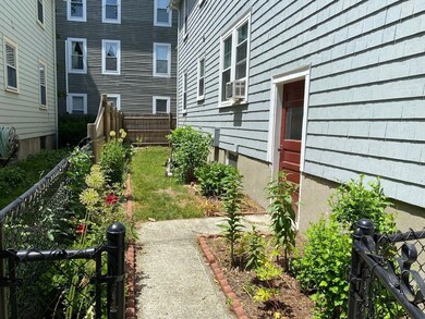 115 Franklin St unit 2, Brookline, MA 02445 - photo 2