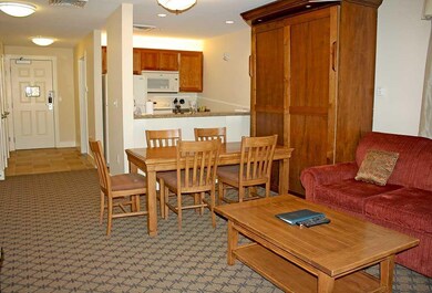 517/519 Qtr I Adams House, Ludlow, VT 05149 - photo 3