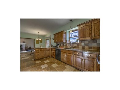 Room for LOTS of cooks in this Huge Kitchen! Don't