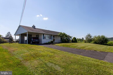 634 Arlington St, East Greenville, PA 18041 - photo 2