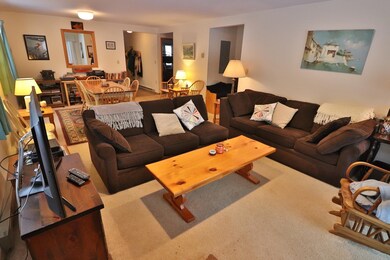 75 Manor Dr unit 1, Lincoln, NH 03251 - photo 4
