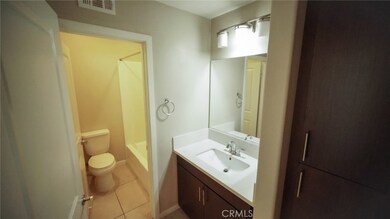 1578 W Artesia Square unit E, Gardena, CA 90248 - photo 7