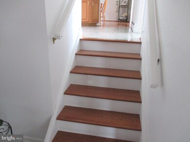 2802 Red Gate Dr, Doylestown, PA 18902 - photo 4