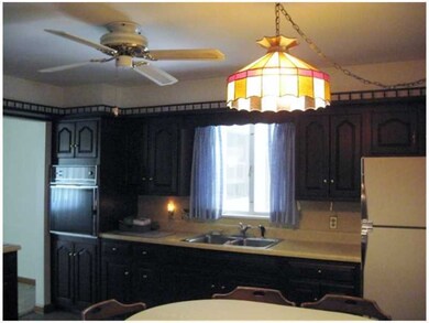 3030 Midland Dr, Erie, PA 16506 - photo 5