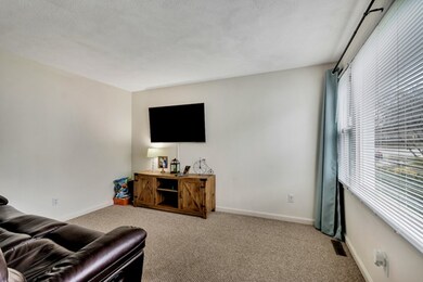 39 Highland St, Woburn, MA 01801 - photo 2