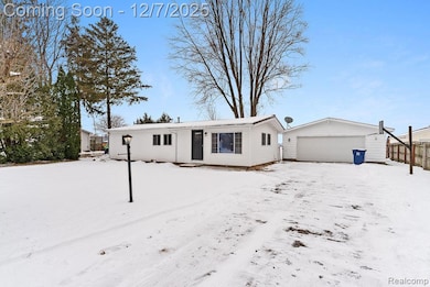 5698 McGrandy Rd, Bridgeport, MI 48722 - photo 2