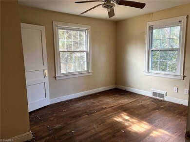 1937 Hinshaw Ave, Winston Salem, NC 27104 - photo 6