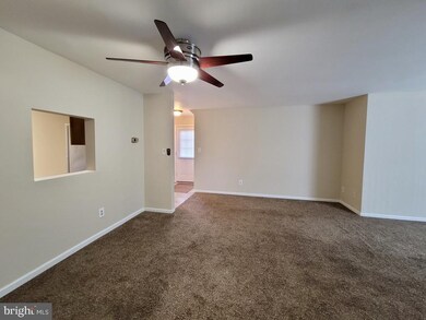 16350 Taconic Cir unit 92C, Dumfries, VA 22025 - photo 7