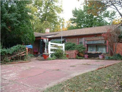 All Brick 1950's ranch on Double-size Corner Lot!!