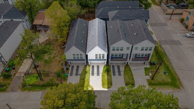 4783 Summit St, Houston, TX 77018 - photo 2