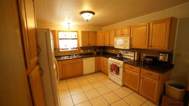 34 Mildred Ln, Latham, NY 12110 - photo 5