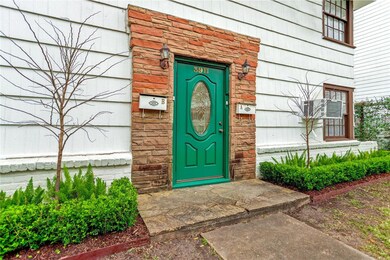 The clever design of the front Entry offers conven