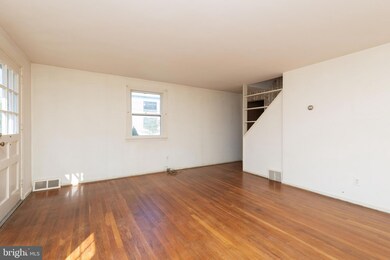 200 Montgomery Ave, Oreland, PA 19075 - photo 6