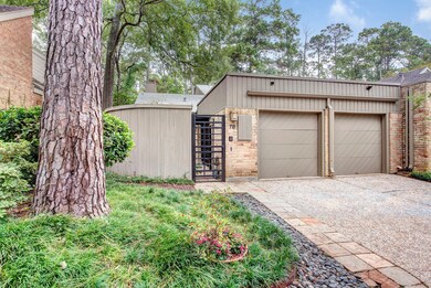 78 Sugarberry Cir, Houston, TX 77024 - photo 2