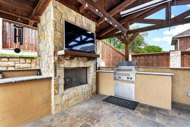 2853 Naples Dr, Hurst, TX 76054 - photo 2