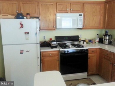 21860 Elkins Terrace unit 300, Sterling, VA 20166 - photo 6