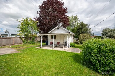 118 S Harkness St, Everson, WA 98247 - photo 2